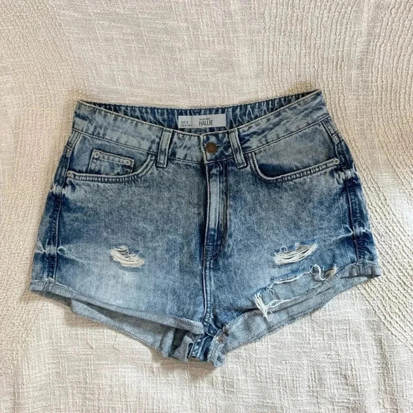 Topshop High Rise Distressed Denim Hallie Moto Shorts - Picture 1 of 8